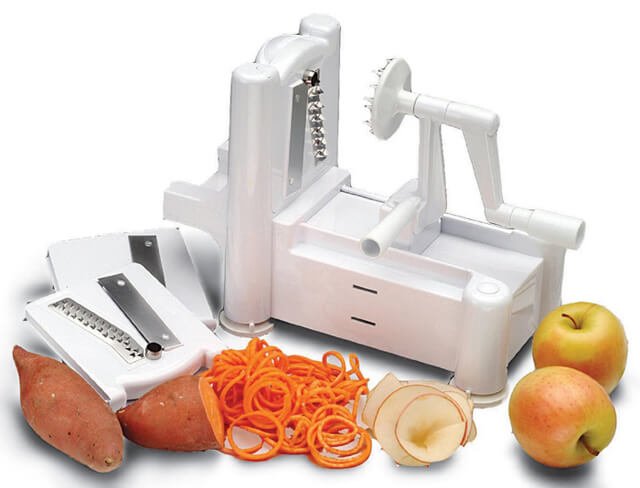 A Paderno spiral slicer for making raw food spaghetti