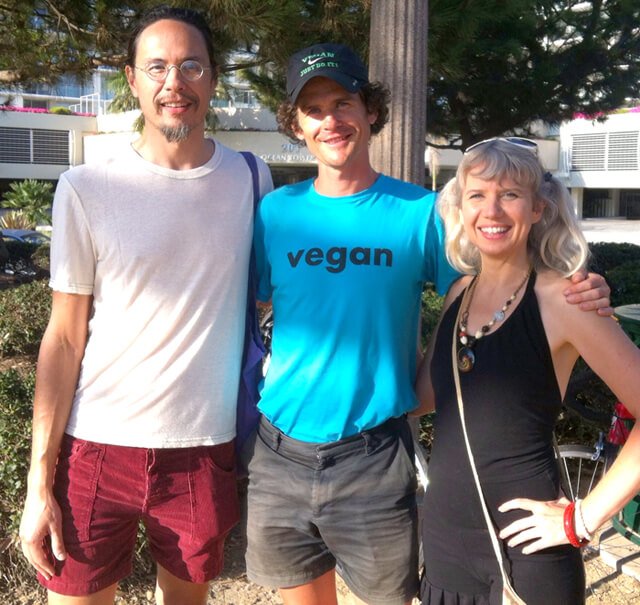 Happy Healthy Vegan's Ryan Lum and Anji Bee pose with Harley Johnstone, a.k.a. Durianrider