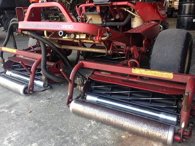 A Triplex reel lawnmower for golf course use