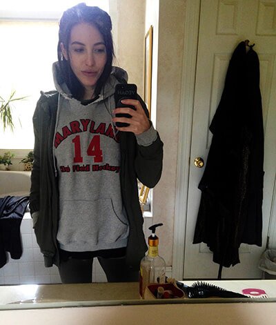 Jenny Lapan wears a Maryland field hockey sweatshirt