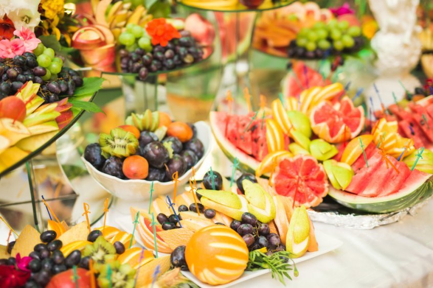 Modern-day raw food movement history - fruit potluck - Fruit-Powered